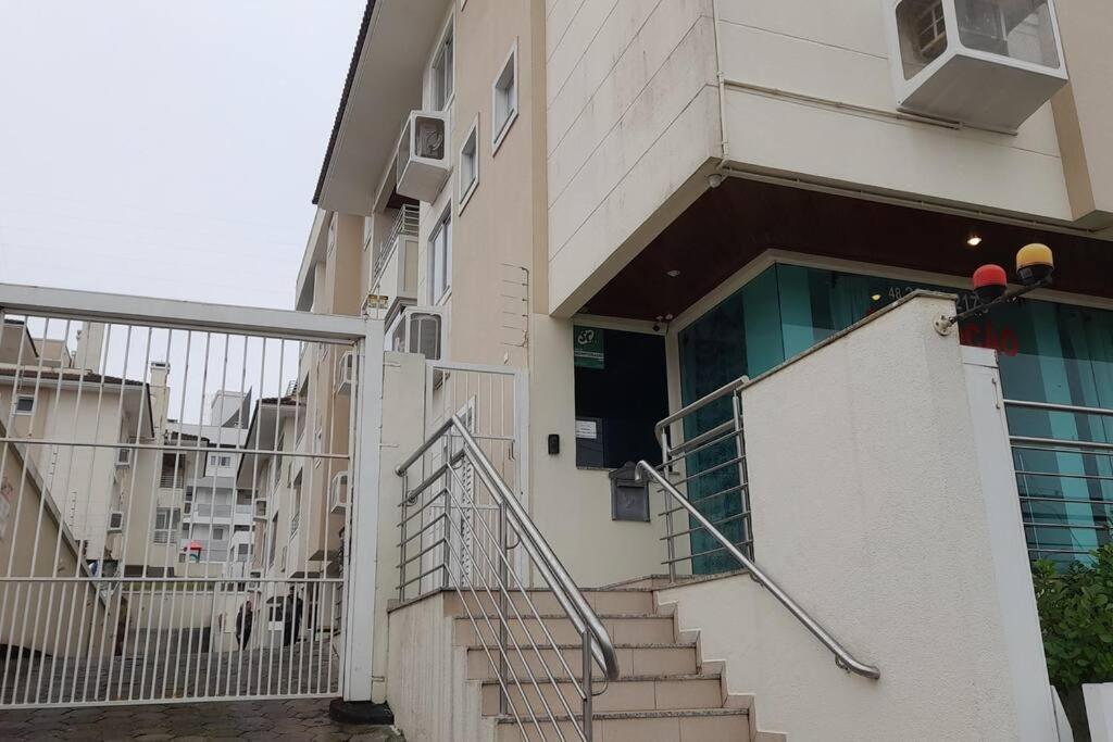 Apartamento A 200M Da Praia Ingleses, Predio Com Piscina Florianopolis Luaran gambar